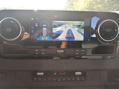 Used 2025 Mercedes-Benz Sprinter 2500 image 12