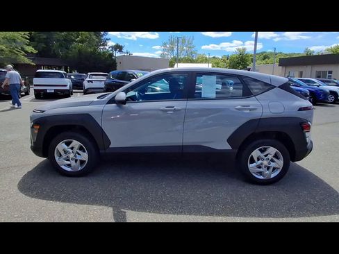 Certified 2024 Hyundai Kona SE AWD/4WD image 5