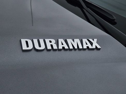 Used 2021 Chevrolet Silverado 1500 RST image 10