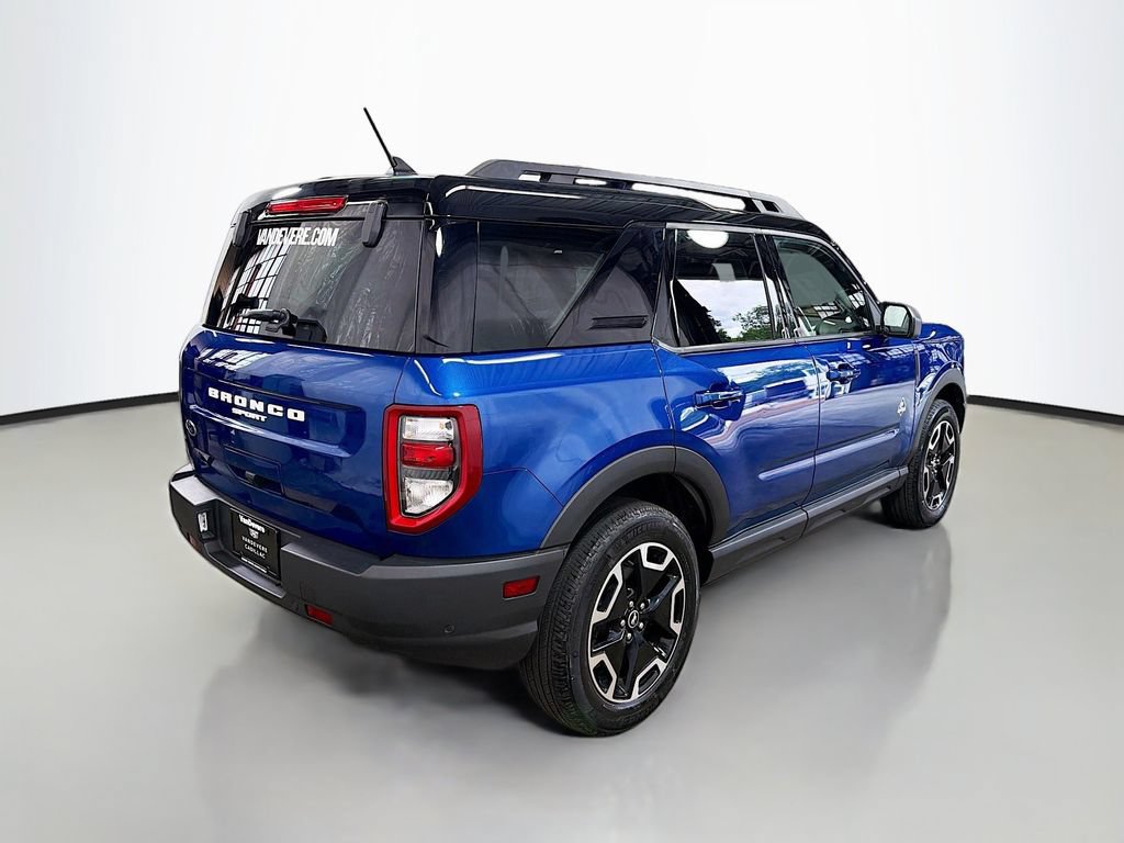 Used 2024 Ford Bronco Sport Outer Banks AWD/4WD image 9