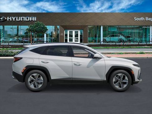 New 2026 Hyundai Tucson SEL image 7