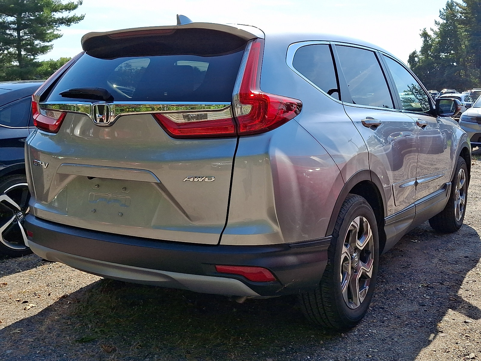 Used 2017 Honda CR-V EX-L image 3