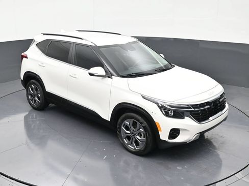Used 2024 Kia Seltos S FWD image 18