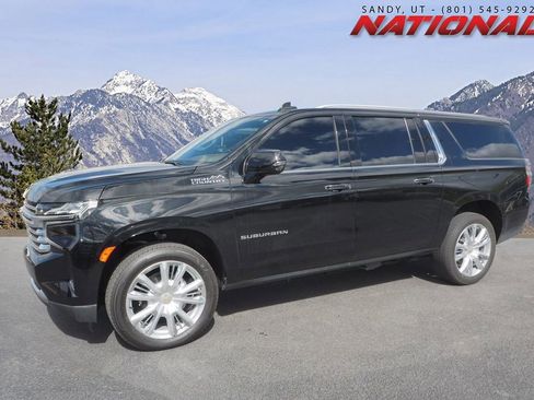 Used 2022 Chevrolet Suburban High Country w/ Premium Package 2 image 1