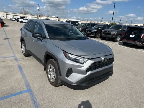 Used 2023 Toyota RAV4 LE image 23
