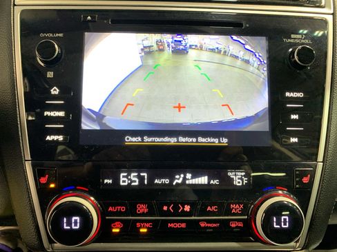 Used 2019 Subaru Outback 2.5i Premium AWD/4WD image 5