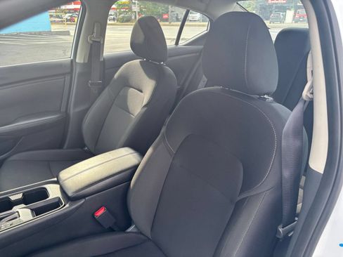 Used 2025 Nissan Sentra S FWD image 27