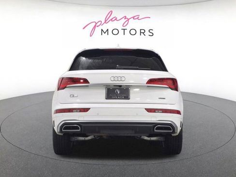 Certified 2023 Audi Q5 2.0T Premium w/ Convenience Package AWD/4WD image 6