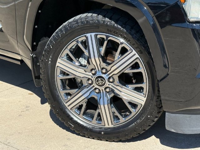 Used 2024 Toyota Sequoia Capstone AWD/4WD image 6