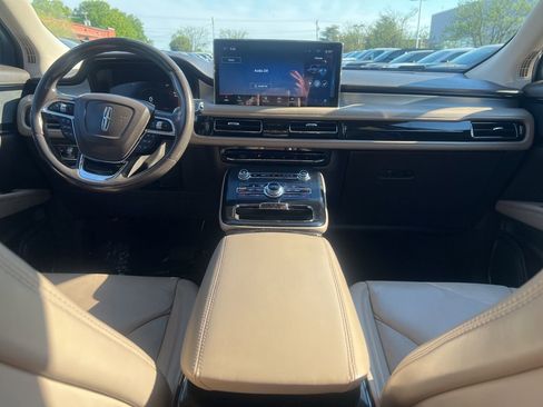 Used 2021 Lincoln Nautilus FWD w/ Equipment Group 101A image 23