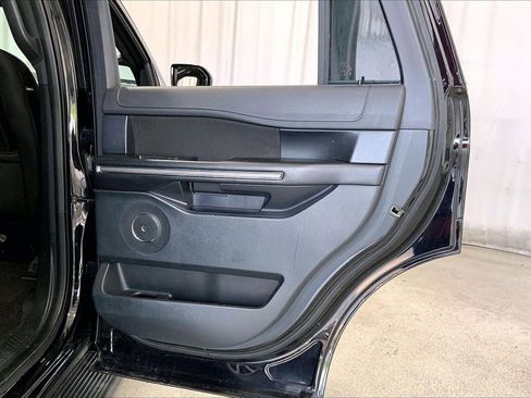 Used 2021 Ford Expedition XLT RWD image 23