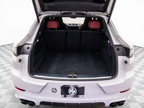 Certified 2023 Porsche Cayenne GTS image 33