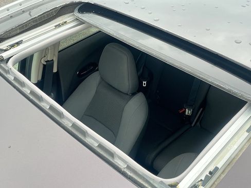 Used 2021 Honda HR-V EX image 21