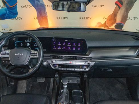 Used 2025 Kia Telluride S AWD/4WD image 3