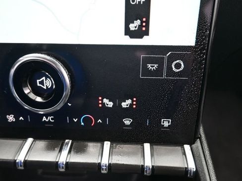 Used 2025 GMC Terrain Elevation AWD/4WD image 15