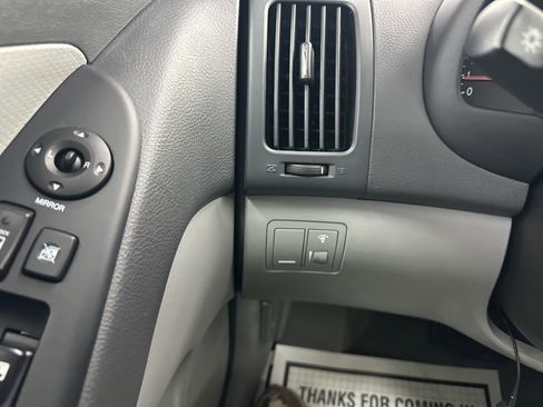 Used 2008 Hyundai Elantra SE image 37