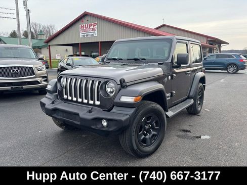 Used 2019 Jeep Wrangler Sport AWD/4WD image 1
