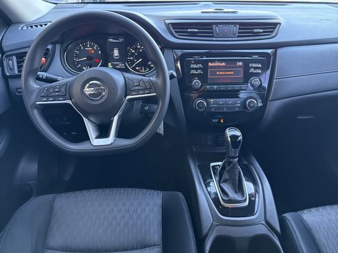 Used 2017 Nissan Rogue S image 22