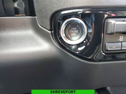 Certified 2025 Chevrolet Silverado 1500 ZR2 w/ Technology Package image 17