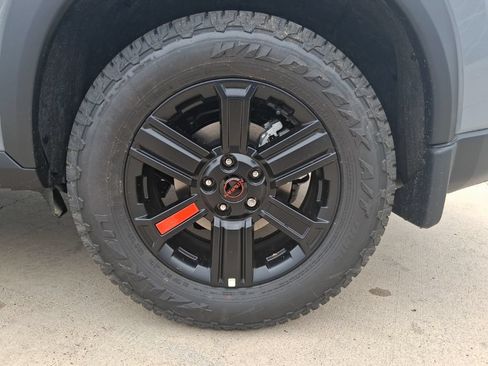 New 2026 Nissan Rogue SV w/ Rock Creek Premium Package AWD/4WD image 25