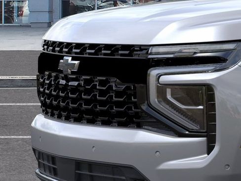 New 2026 Chevrolet Suburban Premier AWD/4WD image 14