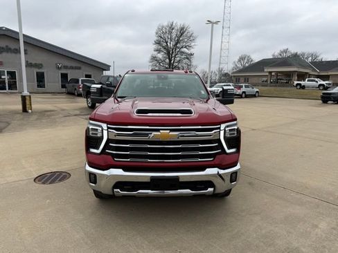 Used 2024 Chevrolet Silverado 2500 LTZ w/ LTZ Convenience Package AWD/4WD image 2