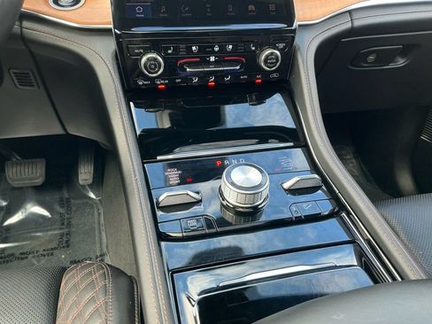 Used 2023 Jeep Grand Cherokee Summit AWD/4WD image 12