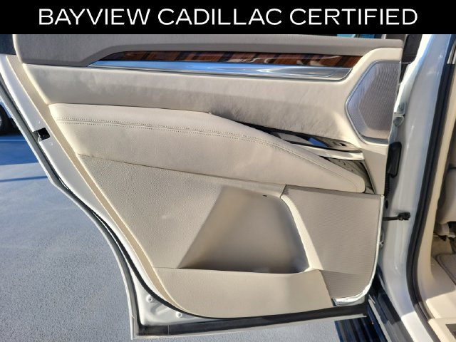 Used 2025 Cadillac Escalade Premium Luxury Platinum AWD/4WD image 22