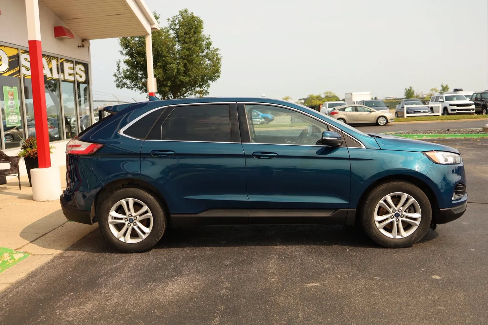 Used 2020 Ford Edge SEL w/ Convenience Package AWD/4WD image 4