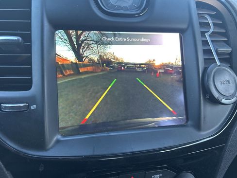 Used 2021 Chrysler 300 S image 25