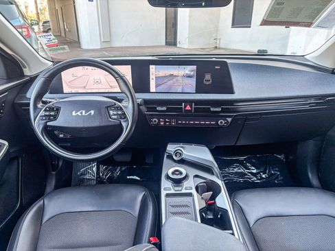 Used 2024 Kia EV6 Light image 15