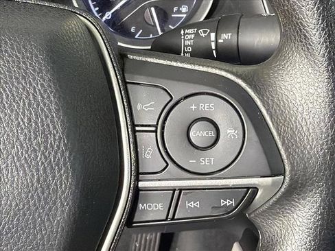 Used 2022 Toyota Camry LE w/ Convenience Package FWD image 26