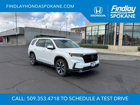 Used 2025 Honda Pilot Elite image 7