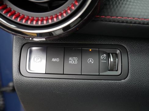 New 2026 Chevrolet Equinox RS image 11