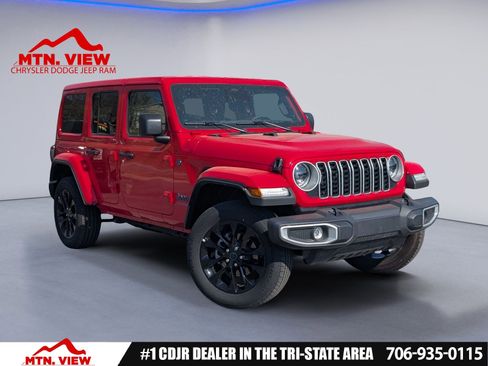 Used 2025 Jeep Wrangler Unlimited Sahara w/ Safety Group image 1