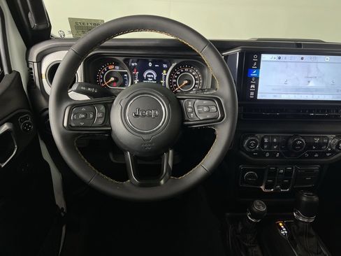 Used 2024 Jeep Wrangler Sport S image 14