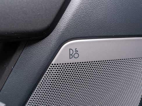 Used 2023 Ford F150 Lariat w/ Equipment Group 502A High image 19