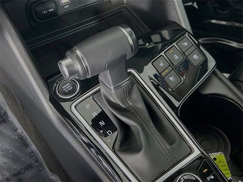 Used 2024 Kia Sportage SX image 23