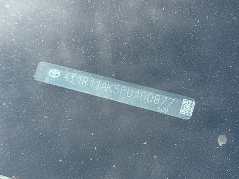 Used 2023 Toyota Camry LE w/ Convenience Package FWD image 8