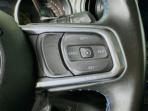 Used 2022 Jeep Wrangler Unlimited Rubicon image 10