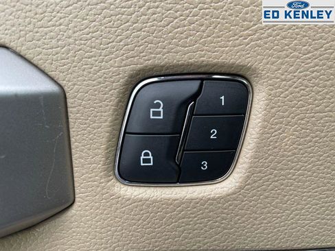 Used 2019 Ford F150 Lariat w/ Equipment Group 501A Mid image 28