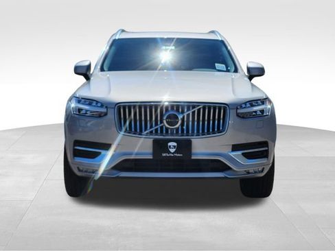 Certified 2025 Volvo XC90 B6 Core w/ Protection Package Premier AWD/4WD image 2