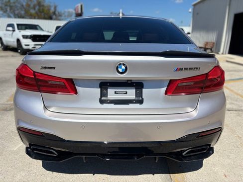 Used 2019 BMW M550i xDrive w/ Dynamic Handling Package image 4