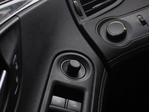 Used 2014 Buick LaCrosse Leather image 13