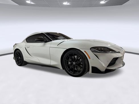 Used 2025 Toyota Supra RWD image 7