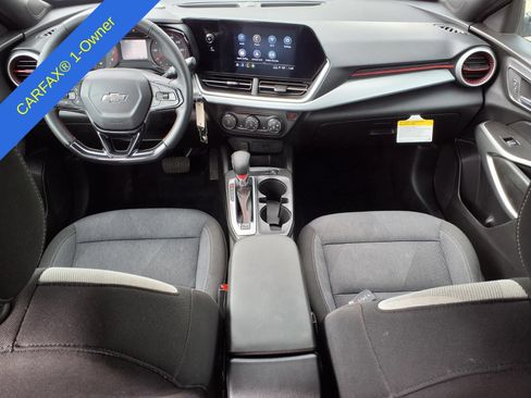 Used 2024 Chevrolet Trax RS w/ Driver Confidence Package FWD image 14