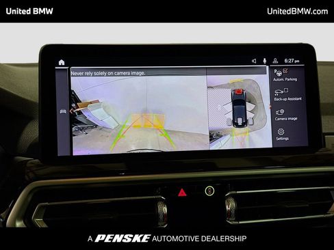 Used 2025 BMW X4 xDrive30i image 9