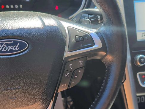 Used 2019 Ford Fusion SEL FWD image 24