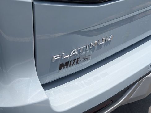 New 2026 Ford Expedition Max Platinum w/ Driver's Package AWD/4WD image 17