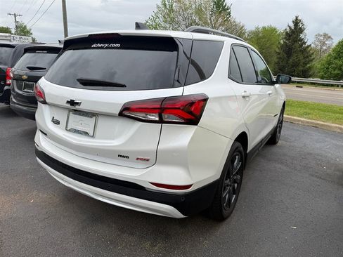 Used 2024 Chevrolet Equinox RS w/ RS Leather Package image 8